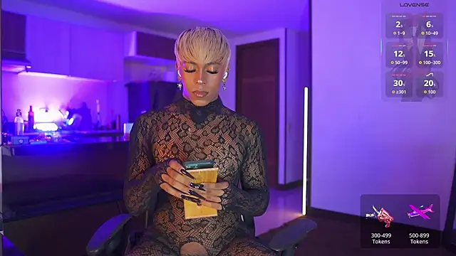 AmberRaus online show from 11-26-25, 03:07