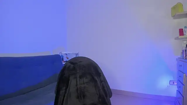 emma rules99 online show from 09-26-25, 01:42