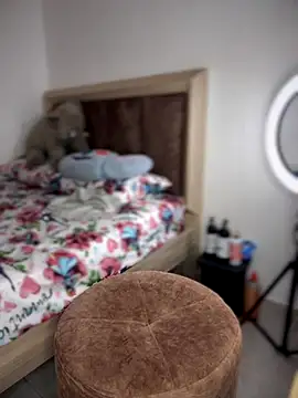 Shara dreams online show from 10-26-25, 11:42