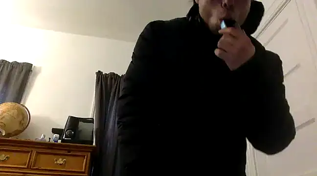 Snapshot of Bad_MWatz chatting on 12-04-24, 07:34 Bad MWatz online show from 12-04-24, 07:34