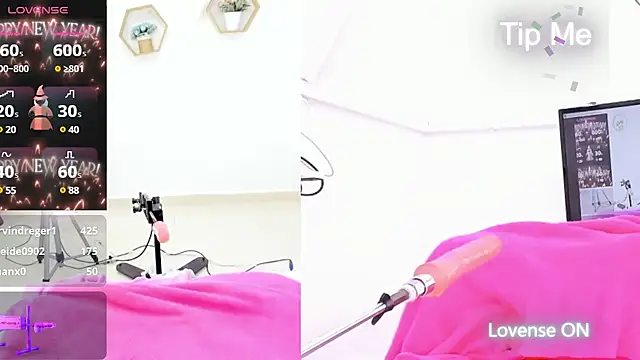 Snapshot of naty_girl_ chatting on 02-18-25, 04:26 naty girl online show from 02-18-25, 04:26