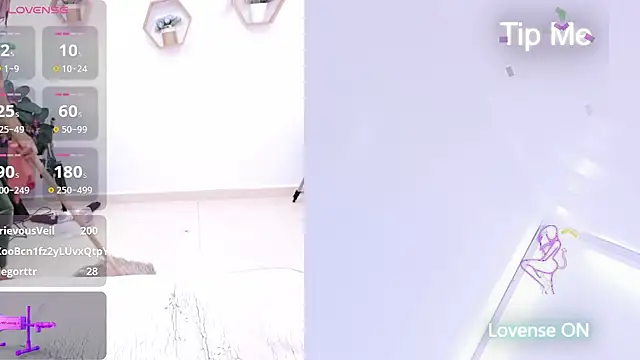 Snapshot of naty_girl_ chatting on 02-25-25, 10:37 naty girl online show from 02-25-25, 10:37