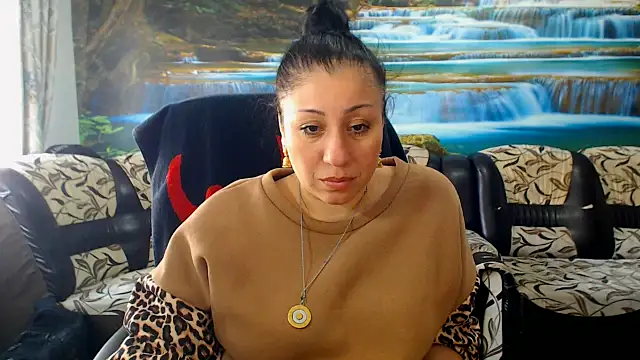 Snapshot of MoistMady chatting on 03-18-26, 09:01 MoistMady online show from 03-18-26, 09:01