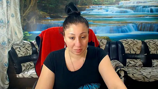 Snapshot of MoistMady chatting on 04-13-26, 02:55 MoistMady online show from 04-13-26, 02:55