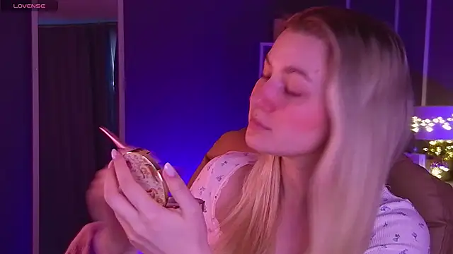 elinanortas online show from 03-16-25, 01:07