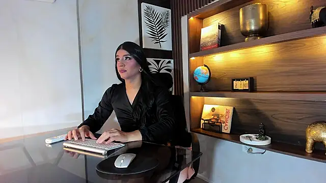 Scarleett 22 online show from 05-17-26, 12:12