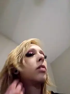 AmethystFoxx online show from 02-05-25, 06:04