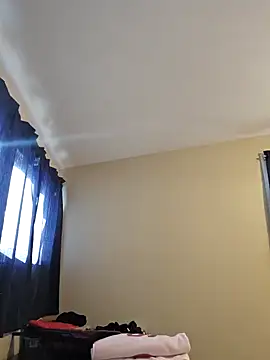 AmethystFoxx online show from 02-20-25, 09:20