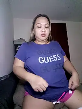 Snapshot of Sweet_asian_kylie chatting on 03-02-25, 06:08 Sweet asian kylie online show from 03-02-25, 06:08