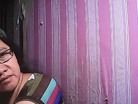 sweetsosie18 online show from 03-17-25, 05:16