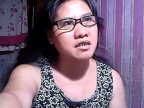 sweetsosie18 online show from 03-22-25, 11:53