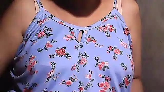 sweetsosie18 online show from 04-21-26, 12:00