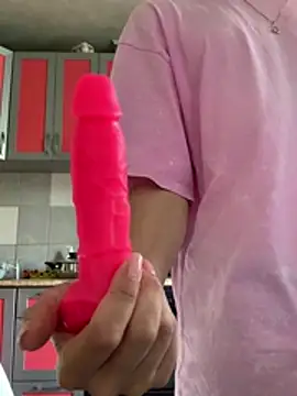 Snapshot of SeducingYoghourt chatting on 06-06-26, 01:27 SeducingYoghourt online show from 06-06-26, 01:27