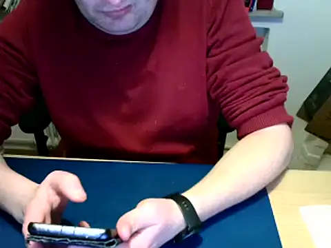 Snapshot of makau1 chatting on 12-25-24, 10:27 makau1 online show from 12-25-24, 10:27