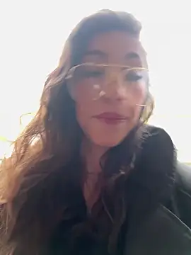 amanilouve online show from 11-06-25, 11:55