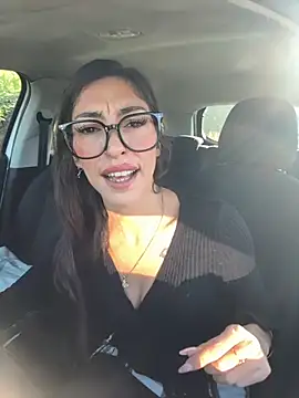 amanilouve online show from 12-18-25, 09:48