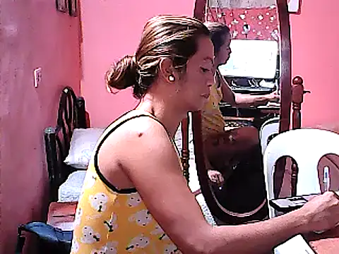 Snapshot of yummy_21xxx chatting on 01-25-25, 05:18 yummy 21xxx online show from 01-25-25, 05:18
