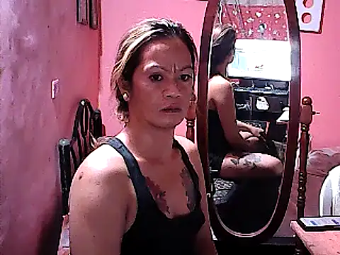 Snapshot of yummy_21xxx chatting on 01-27-25, 01:30 yummy 21xxx online show from 01-27-25, 01:30