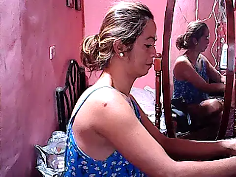 Snapshot of yummy_21xxx chatting on 03-18-25, 06:14 yummy 21xxx online show from 03-18-25, 06:14
