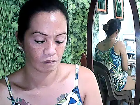 Snapshot of yummy_21xxx chatting on 09-28-25, 06:02 yummy 21xxx online show from 09-28-25, 06:02