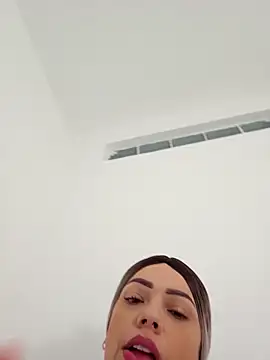 natalygolden69 online show from 04-21-26, 12:00