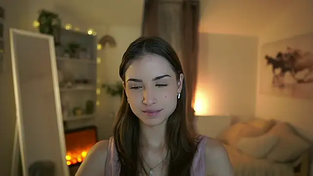 Snapshot of Abella_Danger_X chatting on 01-31-25, 12:18 Abella Danger X online show from 01-31-25, 12:18