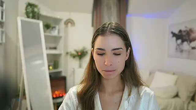 Snapshot of Abella_Danger_X chatting on 10-24-25, 08:44 Abella Danger X online show from 10-24-25, 08:44