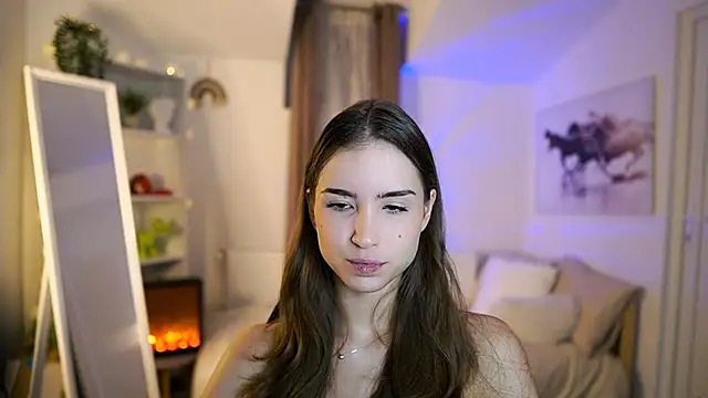 Snapshot of Abella_Danger_X chatting on 11-25-25, 10:37 Abella Danger X online show from 11-25-25, 10:37