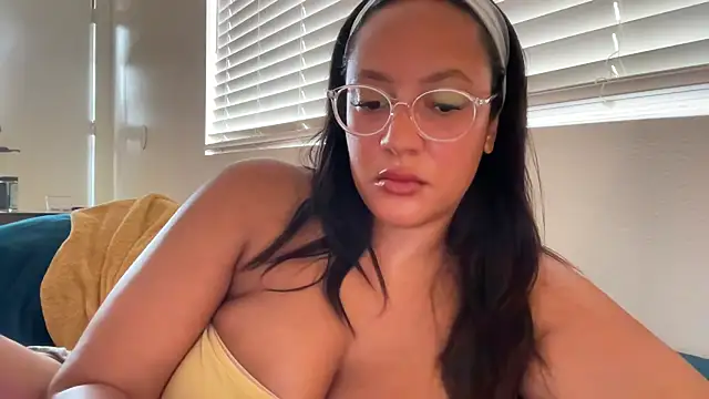 dreamyriri online show from 07-28-26, 04:16