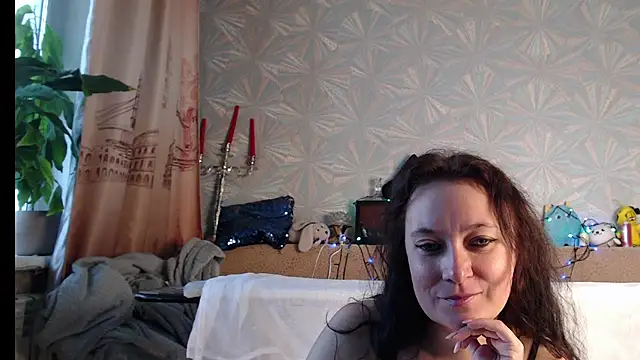 Snapshot of Ria_23 chatting on 09-25-25, 03:43 Ria 23 online show from 09-25-25, 03:43