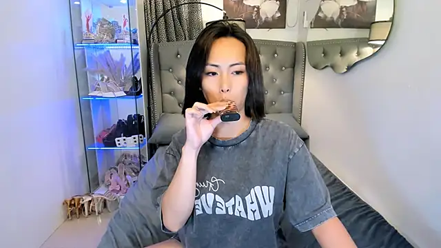 reighnempress online show from 01-17-26, 01:05