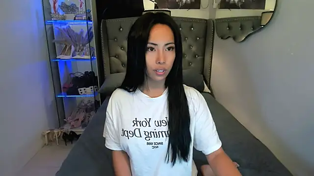 reighnempress online show from 04-18-26, 01:09