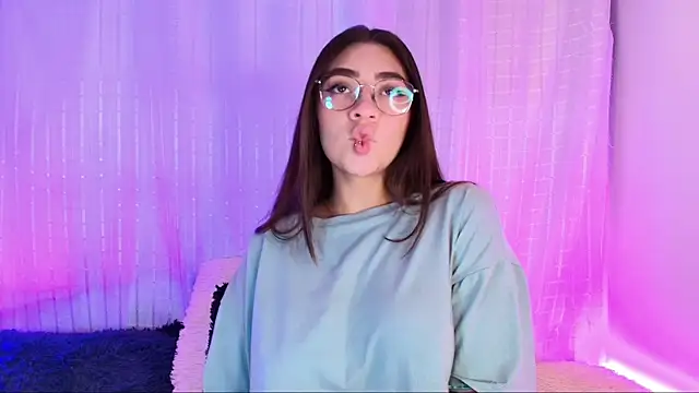 Snapshot of Samii_Evans chatting on 02-06-25, 03:27 Samii Evans online show from 02-06-25, 03:27