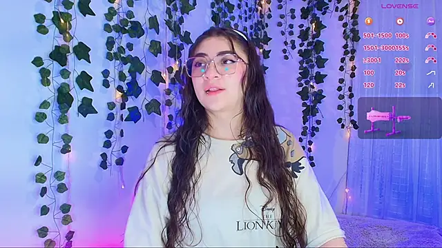 Snapshot of Samii_Evans chatting on 09-22-25, 06:26 Samii Evans online show from 09-22-25, 06:26