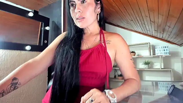 Snapshot of Tania_mature chatting on 03-02-25, 12:31 Tania mature online show from 03-02-25, 12:31