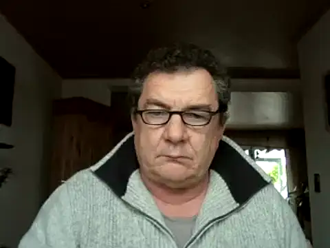 Snapshot of Nobbie444 chatting on 11-24-25, 12:05 Nobbie444 online show from 11-24-25, 12:05