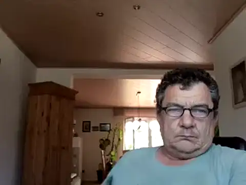 Snapshot of Nobbie444 chatting on 07-24-26, 11:52 Nobbie444 online show from 07-24-26, 11:52