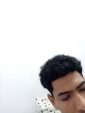 Snapshot of riquer09 chatting on 09-28-25, 03:56 riquer09 online show from 09-28-25, 03:56