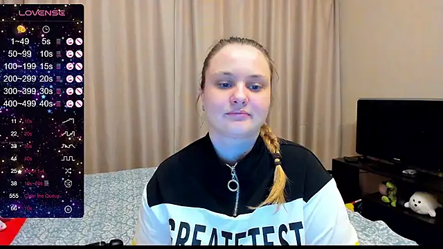 Snapshot of AlanaBrox chatting on 12-10-24, 04:45 AlanaBrox online show from 12-10-24, 04:45