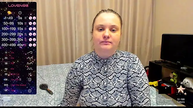 Snapshot of AlanaBrox chatting on 12-12-24, 11:14 AlanaBrox online show from 12-12-24, 11:14