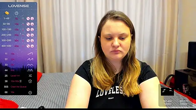 Snapshot of AlanaBrox chatting on 03-16-25, 02:55 AlanaBrox online show from 03-16-25, 02:55