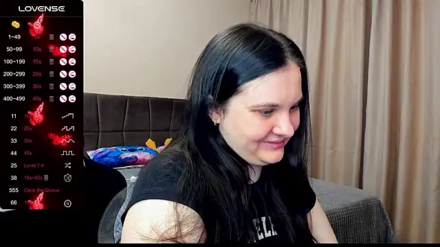 Snapshot of AlanaBrox chatting on 11-02-25, 03:03 AlanaBrox online show from 11-02-25, 03:03