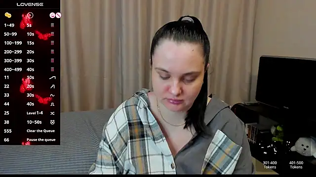 Snapshot of AlanaBrox chatting on 03-16-26, 10:14 AlanaBrox online show from 03-16-26, 10:14