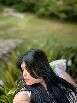 Alyaa s online show from 04-01-26, 01:01