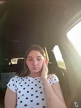 DoriDeluxe66 online show from 09-18-25, 06:26