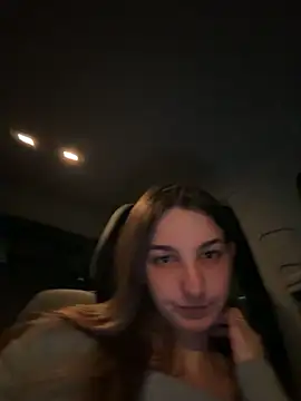 DoriDeluxe66 online show from 11-24-25, 10:20