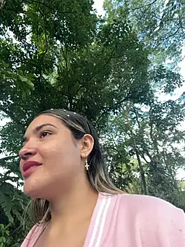 Snapshot of Sarita-candy chatting on 07-07-26, 09:08 Sarita-candy online show from 07-07-26, 09:08