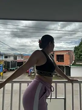 Snapshot of Sarita-candy chatting on 07-25-26, 03:53 Sarita-candy online show from 07-25-26, 03:53