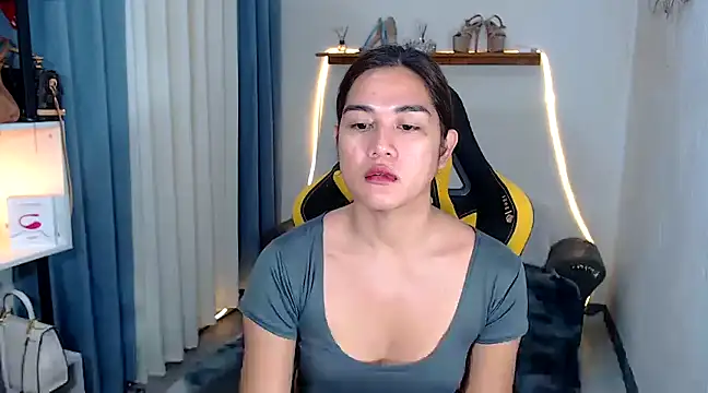 MarieLoveGlamorous online show from 01-14-25, 12:22