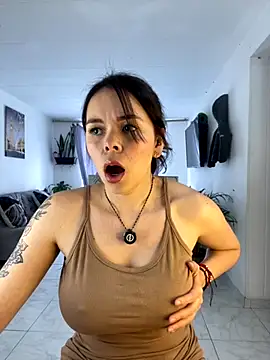 carolina16love online show from 10-05-25, 09:02